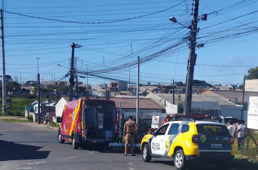  Colisão entre carro e moto deixa homem ferido em FRG