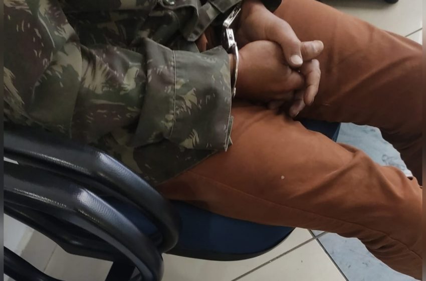  Homem com documentos falsos que tentava receber benefício em agência da Caixa é preso pela GM