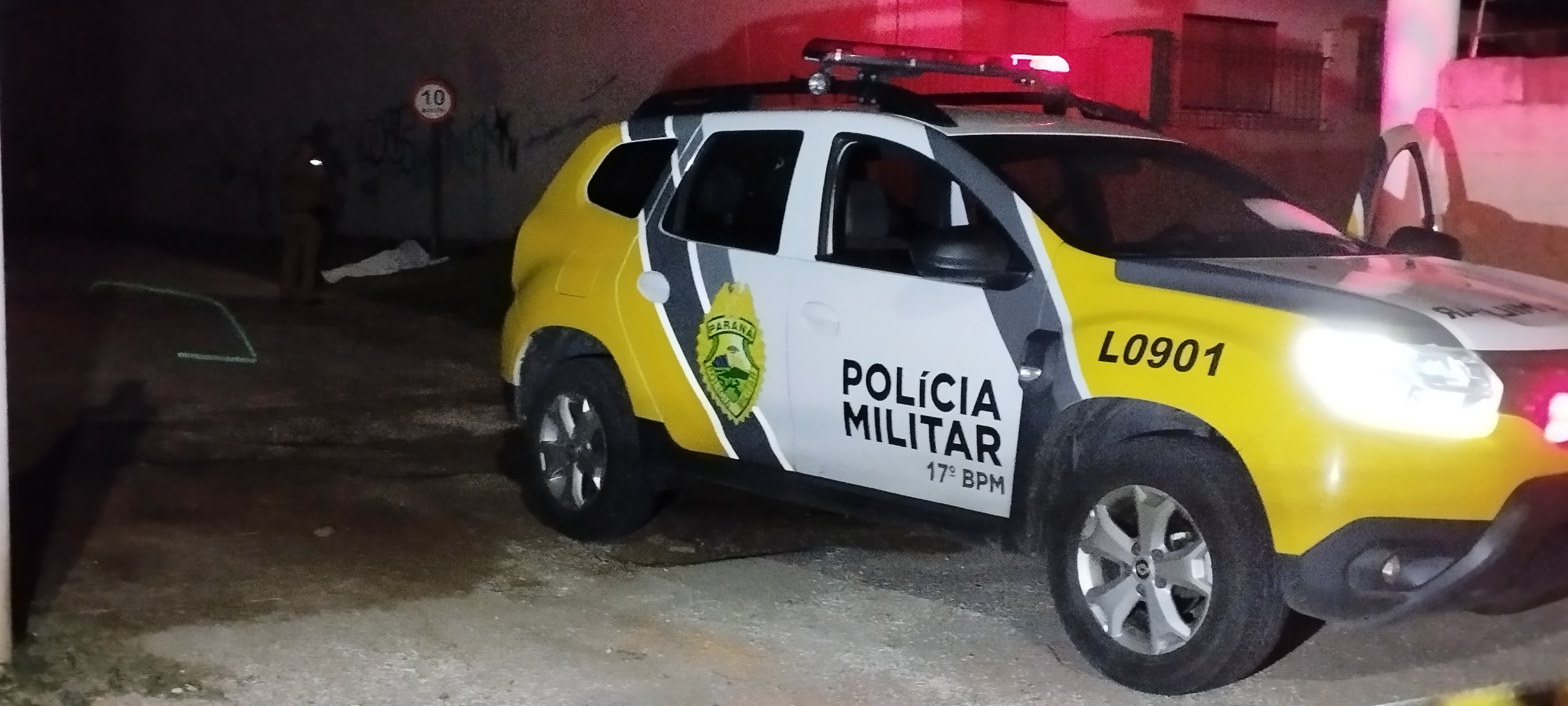  Homem morre com facada nas costas no terreno do ‘Jockey Clube’ em FRG