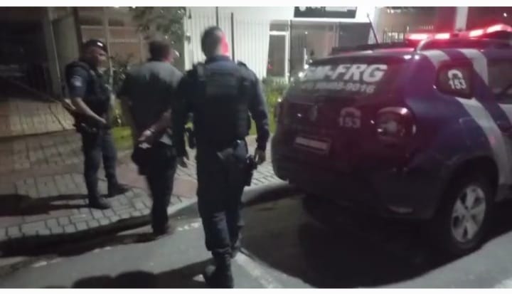  Guarda Municipal prende homem em flagrante após descumprimento de medida protetiva