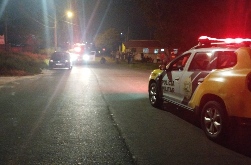  Dois homens são executados dentro de carro em Fazenda Rio Grande