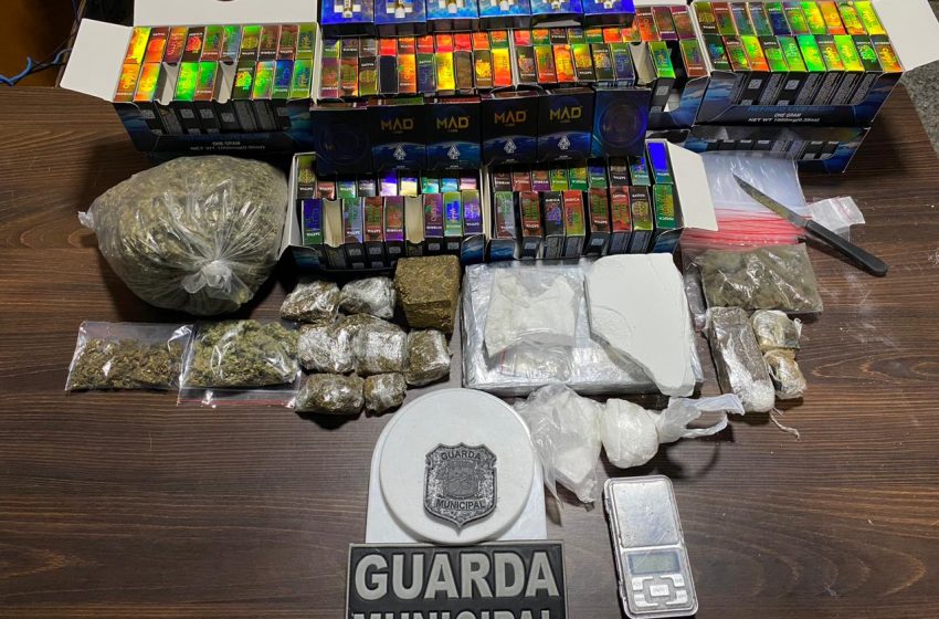  Guarda Municipal prende duas mulheres e apreende grande quantidade de drogas