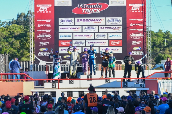  Piloto de Mandirituba conquista pódio na categoria Speed Max da Fórmula Truck